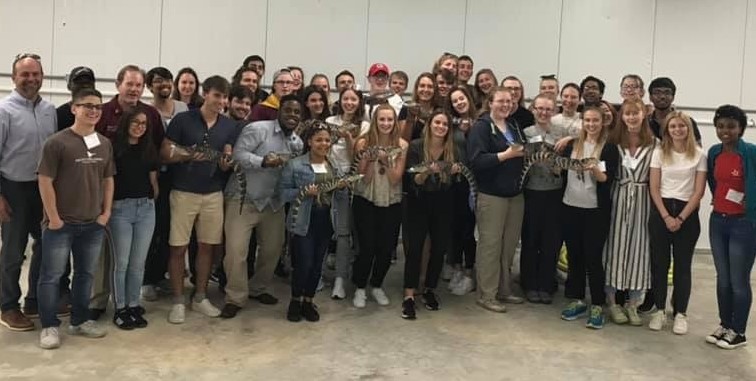 DGN Kirk Driskell and PDG Bob Hagan caught up with GRSP students visiting Pelham at the alligator farm